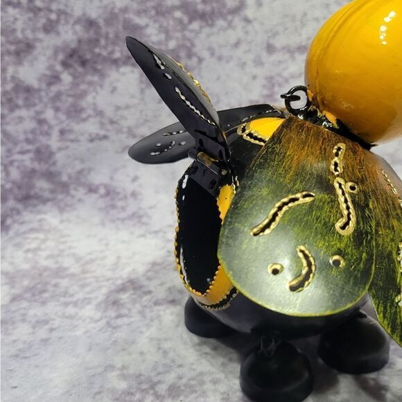 Bumble Bee Metal Tea Lite Holder - Picture 6 of 12